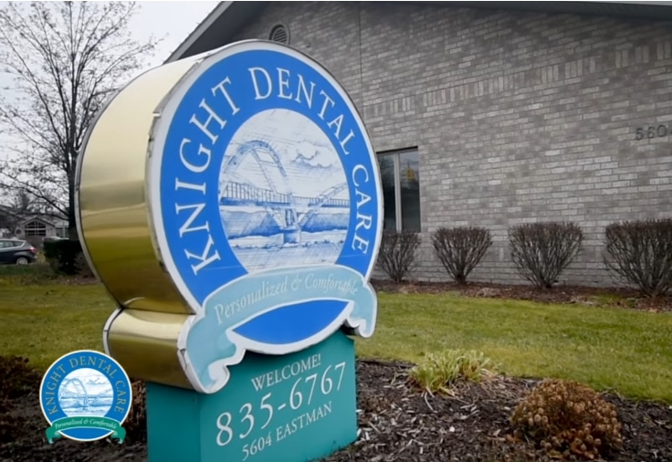 Knight Dental Care front of office